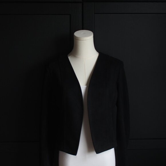 Colori | Vintage Black Bolero in Faux Suede - Picture 3 of 6